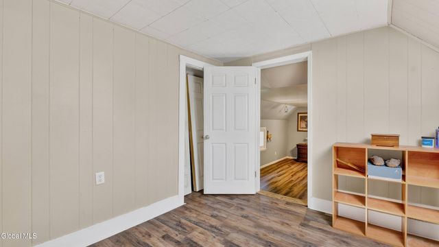 33 Clyde Street, Gloversville, NY 12078