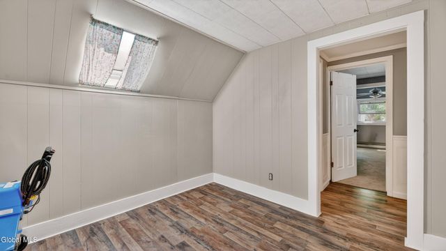 33 Clyde Street, Gloversville, NY 12078