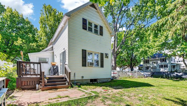 33 Clyde Street, Gloversville, NY 12078