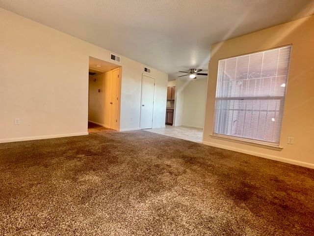 4601 Carlisle Boulevard NE APT C4, Albuquerque, NM 87109