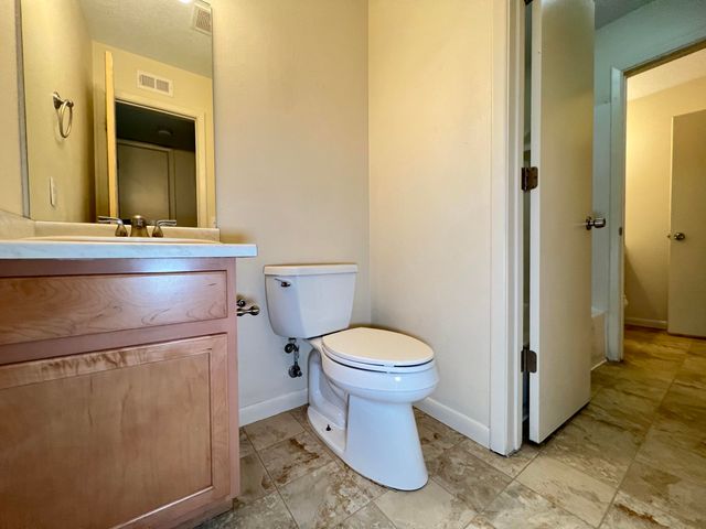 4601 Carlisle Boulevard NE APT C4, Albuquerque, NM 87109
