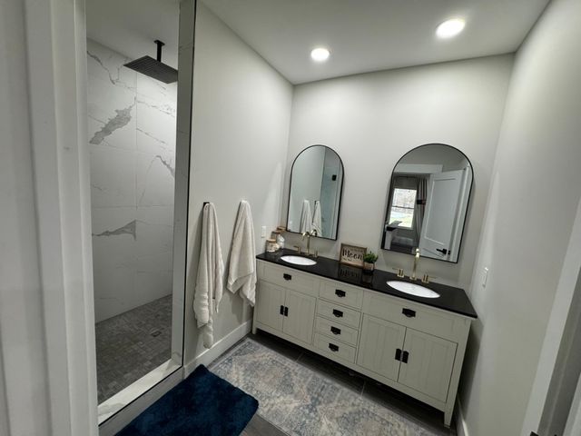 767 Potter Rd, Dickson, TN 37055