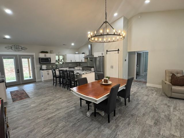 767 Potter Rd, Dickson, TN 37055