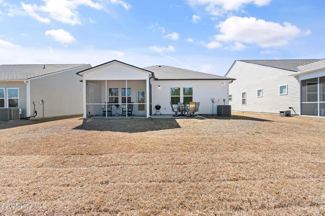 225 Eagle Claw Drive, Calabash, NC 28467