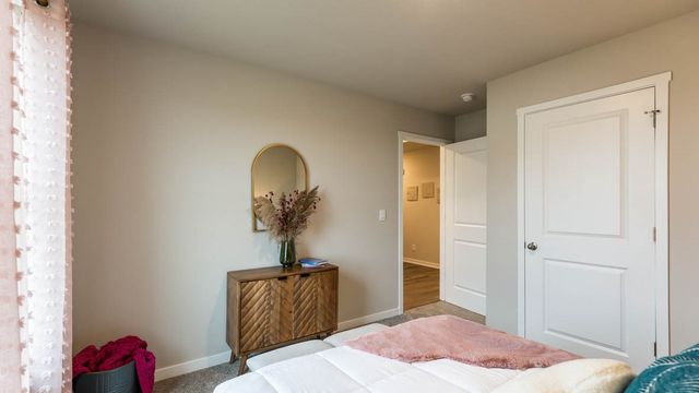 929 33rd Street SE, Altoona, IA 50009