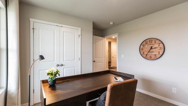 929 33rd Street SE, Altoona, IA 50009