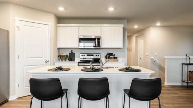 929 33rd Street SE, Altoona, IA 50009