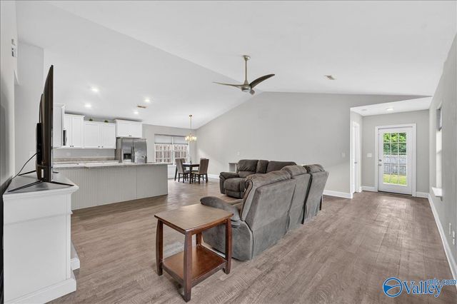 135 Brooklawn Drive, Harvest, AL 35749