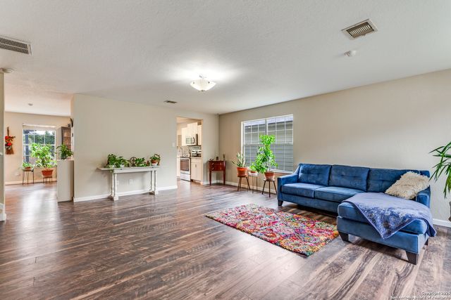 11118 Ranger Cavern, San Antonio, TX 78254