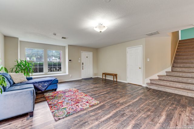 11118 Ranger Cavern, San Antonio, TX 78254