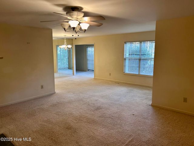 9265 Us 15-501 Highway 12f, Pinehurst, NC 28374