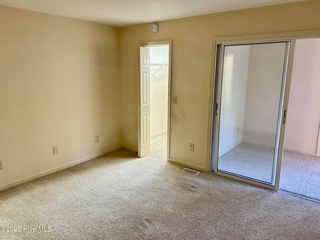 9265 Us 15-501 Highway 12f, Pinehurst, NC 28374