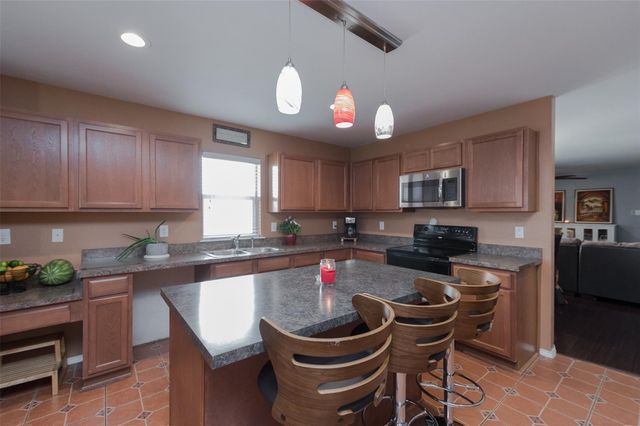 6504 Corral Lane, Denton, TX 76210