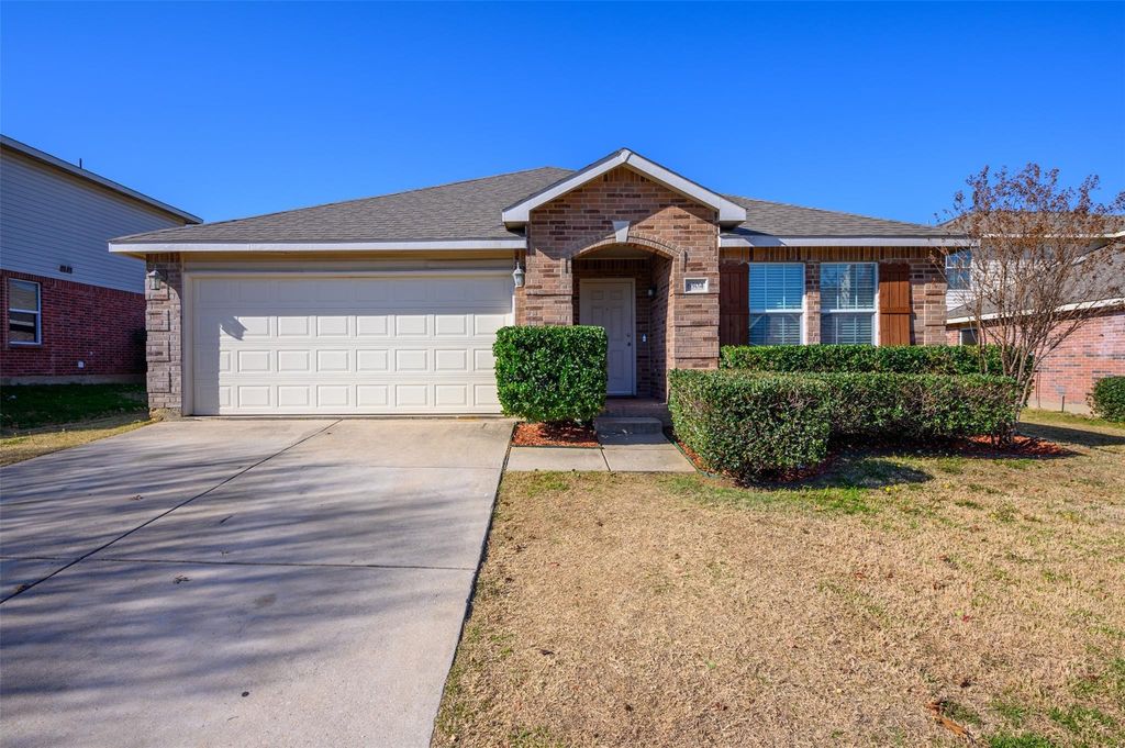 6504 Corral Lane, Denton, TX 76210