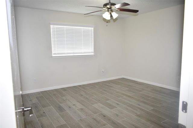 2511 Maple Tree Court, Stafford, TX 77477