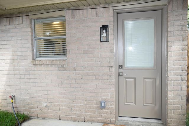 2511 Maple Tree Court, Stafford, TX 77477