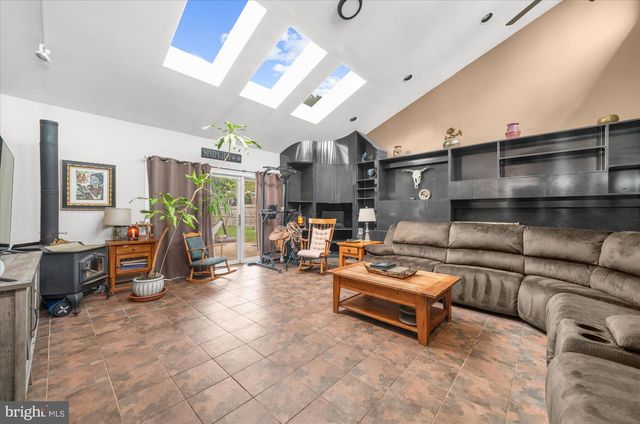 3453 TREXLER BLVD, Allentown, PA 18104