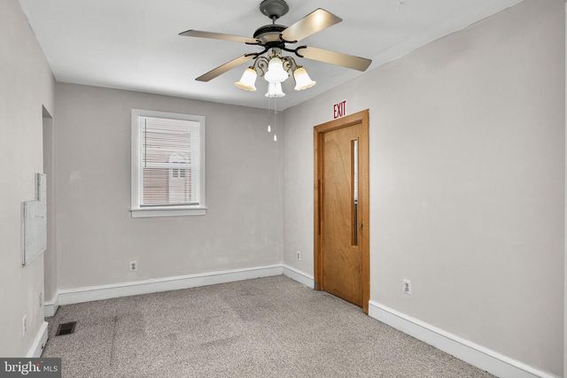 688 N BROAD ST #2, Woodbury, NJ 08096