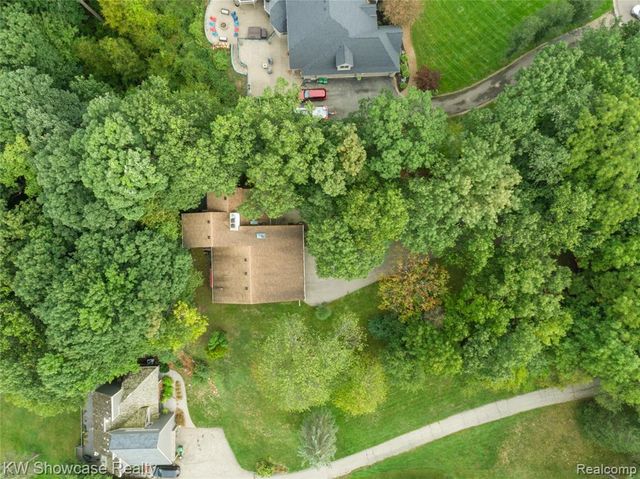 1510 Milford Hills Drive, Milford, MI 48381