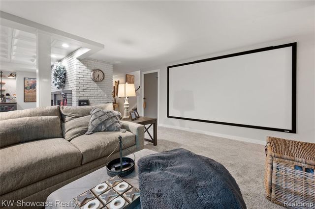 1510 Milford Hills Drive, Milford, MI 48381