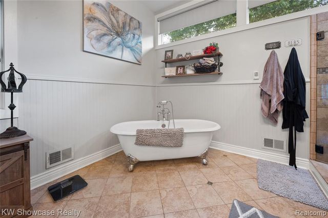 1510 Milford Hills Drive, Milford, MI 48381