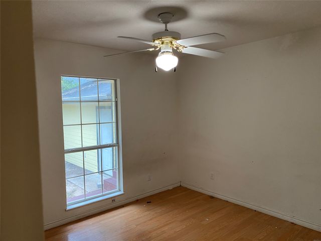 406 S Jefferson Street S, Irving, TX 75060
