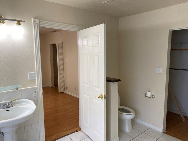 406 S Jefferson Street S, Irving, TX 75060