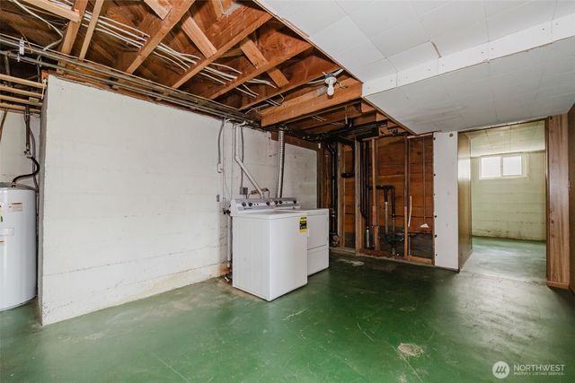 1145 NW Darling Road, Bremerton, WA 98311