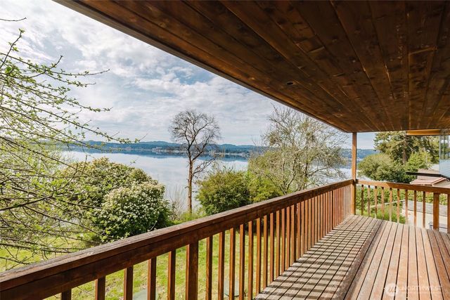 1145 NW Darling Road, Bremerton, WA 98311
