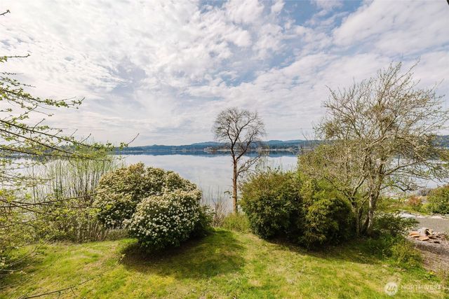 1145 NW Darling Road, Bremerton, WA 98311
