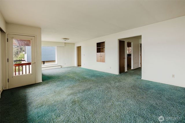 1145 NW Darling Road, Bremerton, WA 98311
