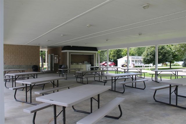 9909 S Paradise Circle, Baldwin, MI 49304