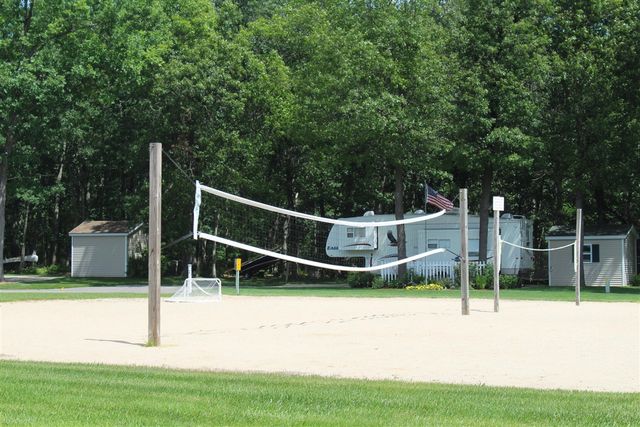9909 S Paradise Circle, Baldwin, MI 49304