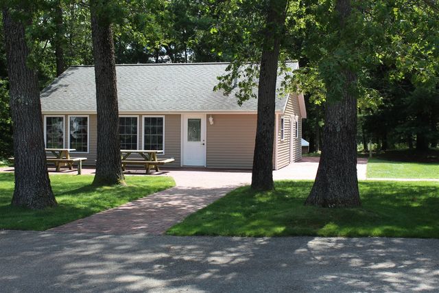9909 S Paradise Circle, Baldwin, MI 49304