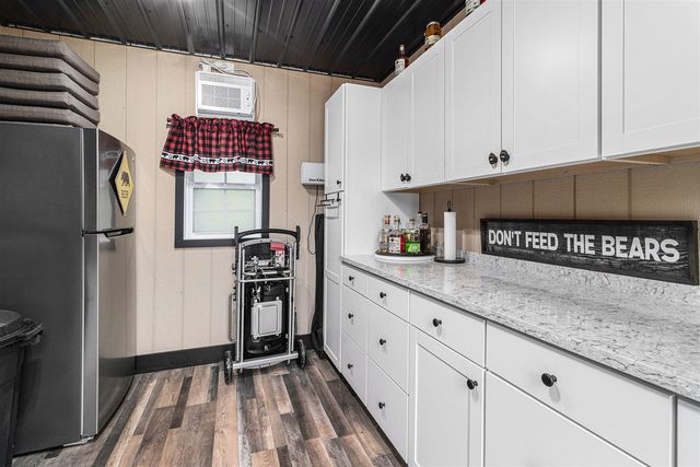 9909 S Paradise Circle, Baldwin, MI 49304