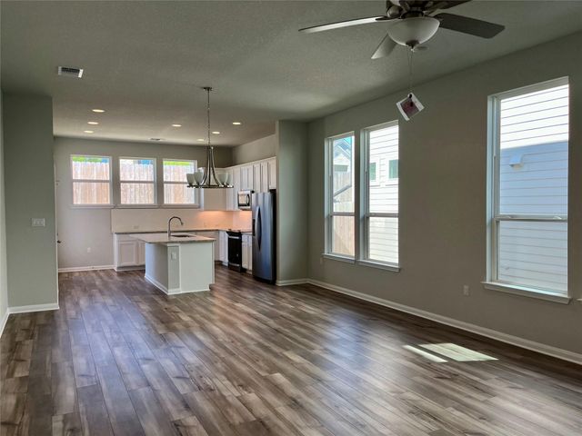 320 Creek RD 301, Dripping Springs, TX 78620