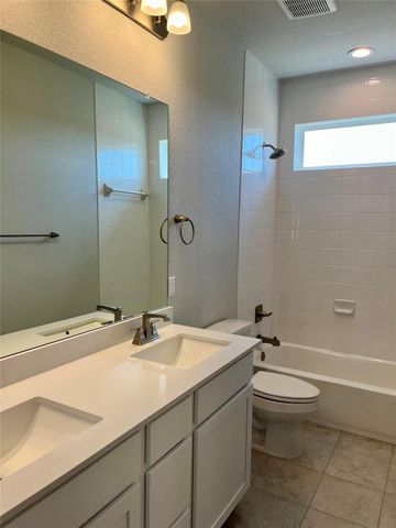 320 Creek RD 301, Dripping Springs, TX 78620