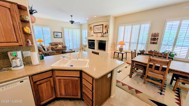 63692 E Vacation Drive, Tucson, AZ 85739