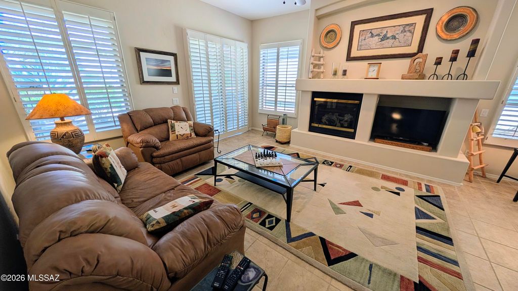 63692 E Vacation Drive, Tucson, AZ 85739