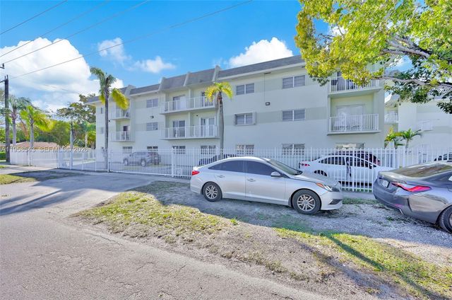 12890 NE 8th Avenue 208, North Miami, FL 33161