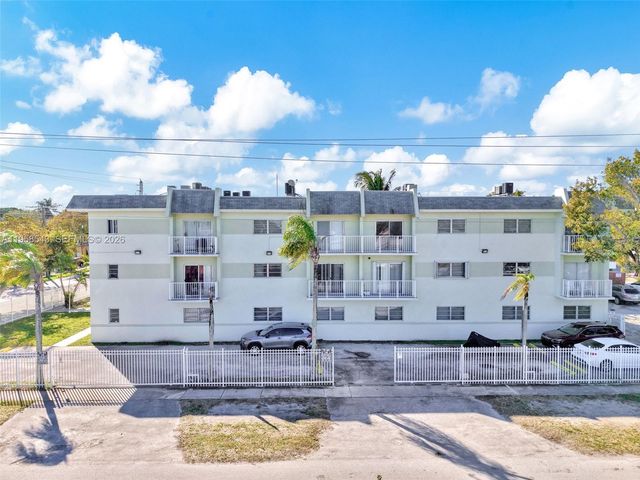 12890 NE 8th Avenue 208, North Miami, FL 33161