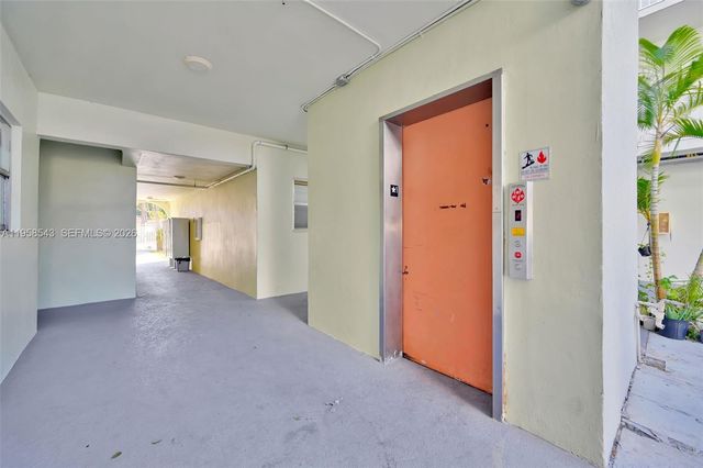 12890 NE 8th Avenue 208, North Miami, FL 33161