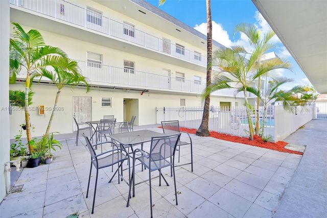 12890 NE 8th Avenue 208, North Miami, FL 33161