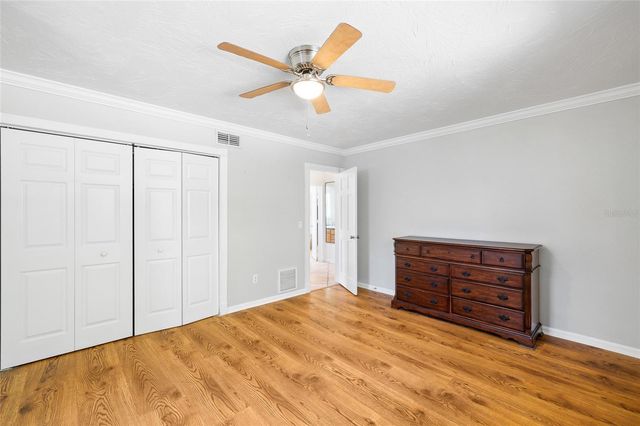 1806 BEVERLY CIRCLE N, Clearwater, FL 33764