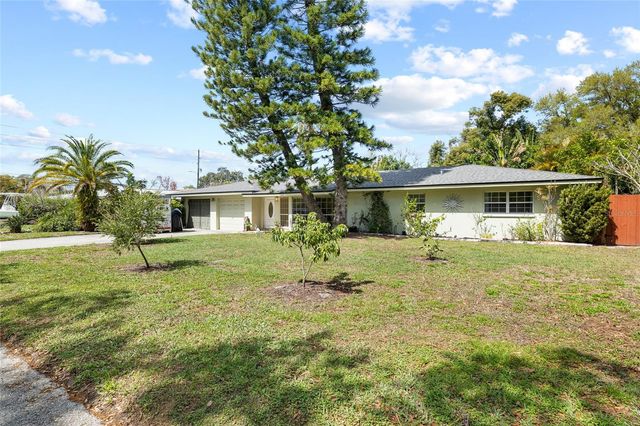 1806 BEVERLY CIRCLE N, Clearwater, FL 33764