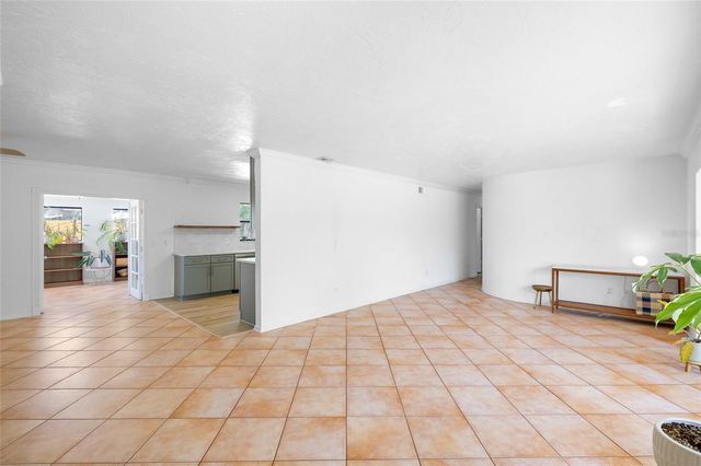 1806 BEVERLY CIRCLE N, Clearwater, FL 33764