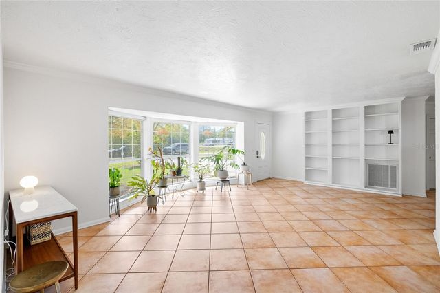 1806 BEVERLY CIRCLE N, Clearwater, FL 33764