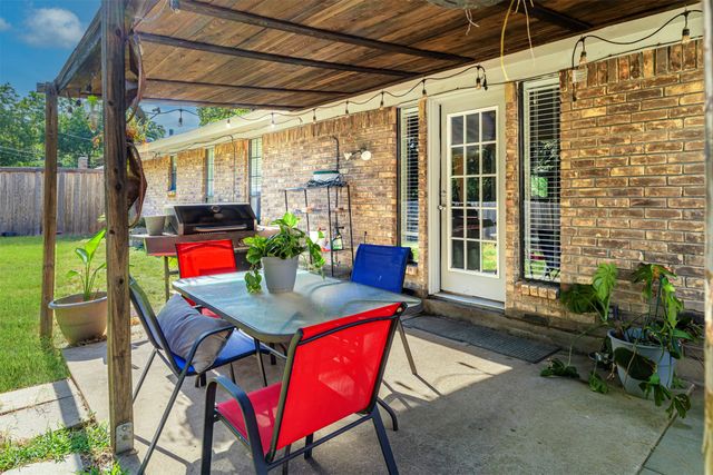 5903 Pleasant Wood Trail, Arlington, TX 76016