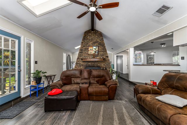 5903 Pleasant Wood Trail, Arlington, TX 76016