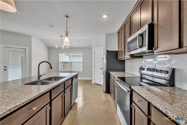 1182 Lexington Drive, Copperas Cove, TX 76522